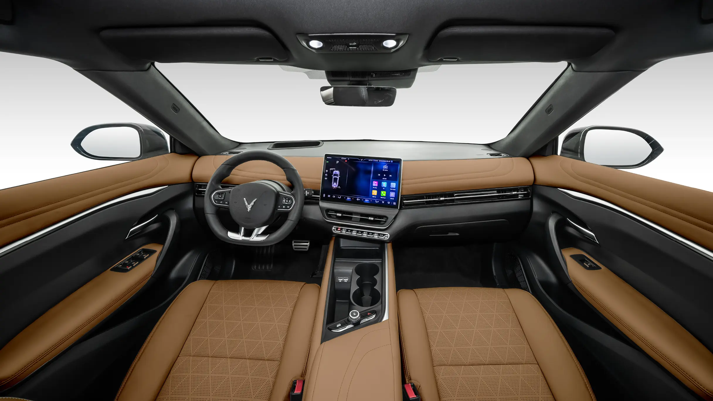 VF7 Interior Overview